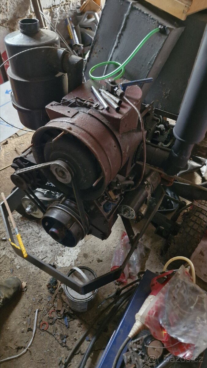 Motor slavia 1d90 - 2