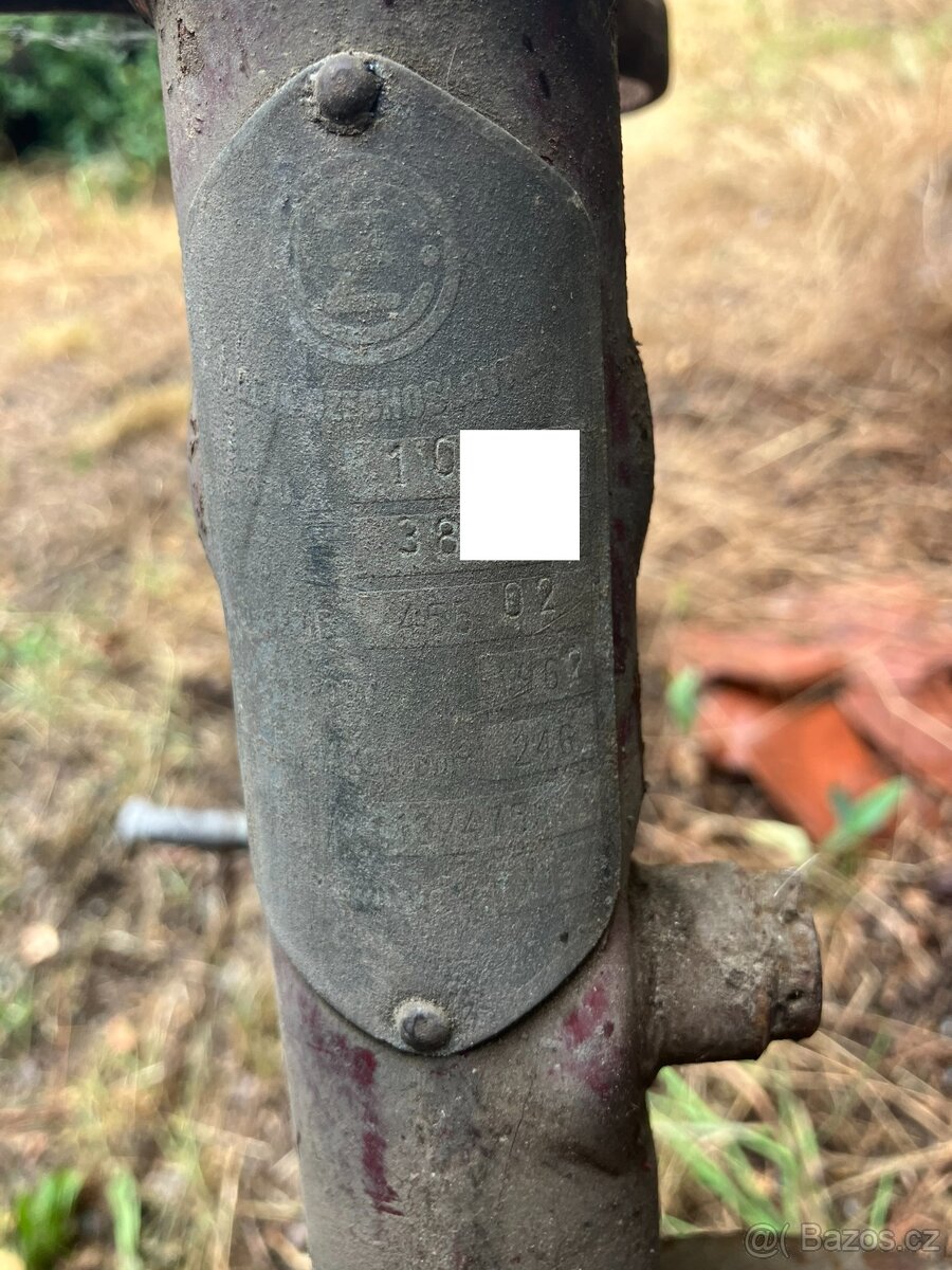 Čz 250/455 rám včetně štítku - 2