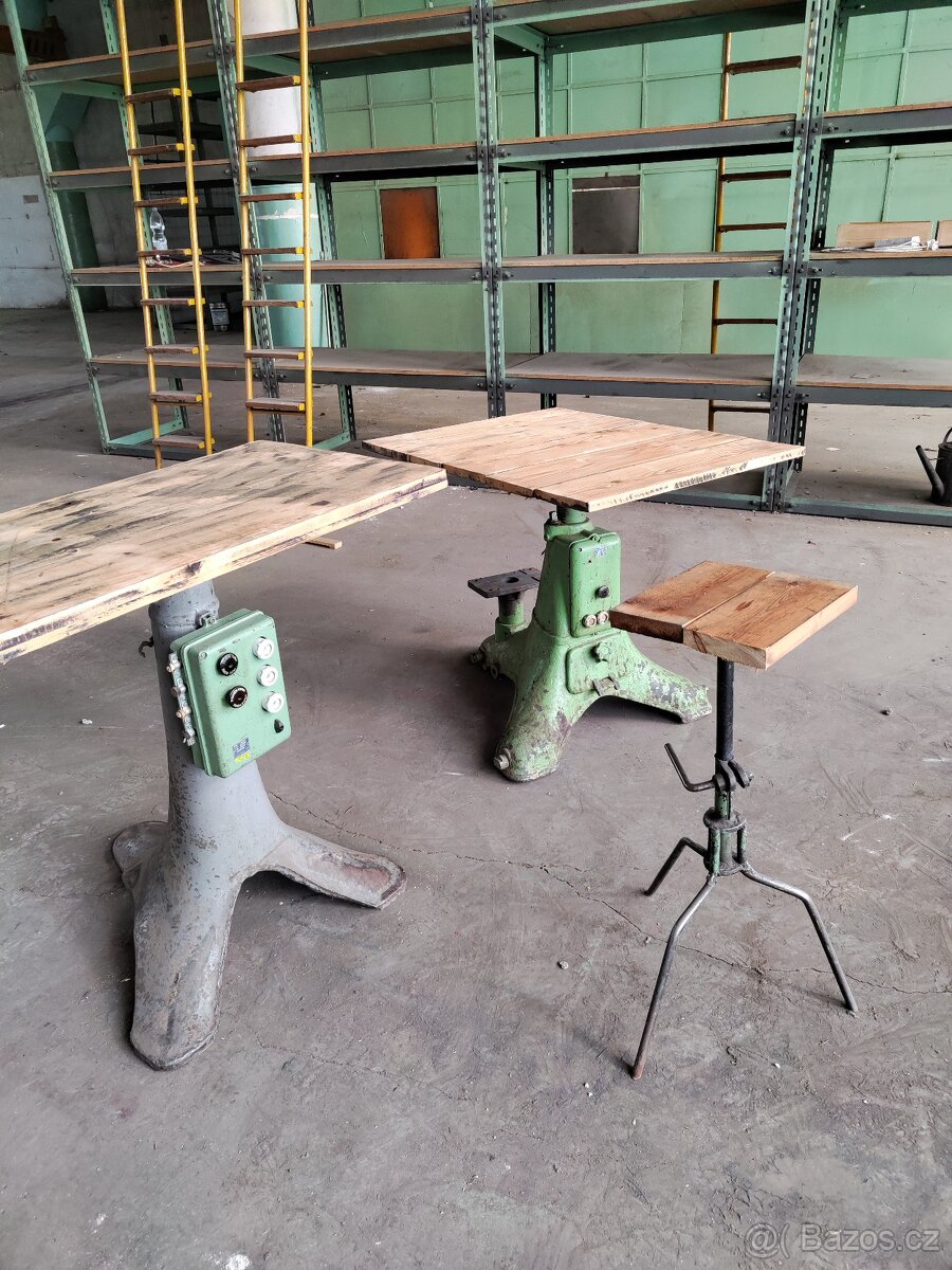Industriální stůl, nábytek, židle, stojan.. - 2