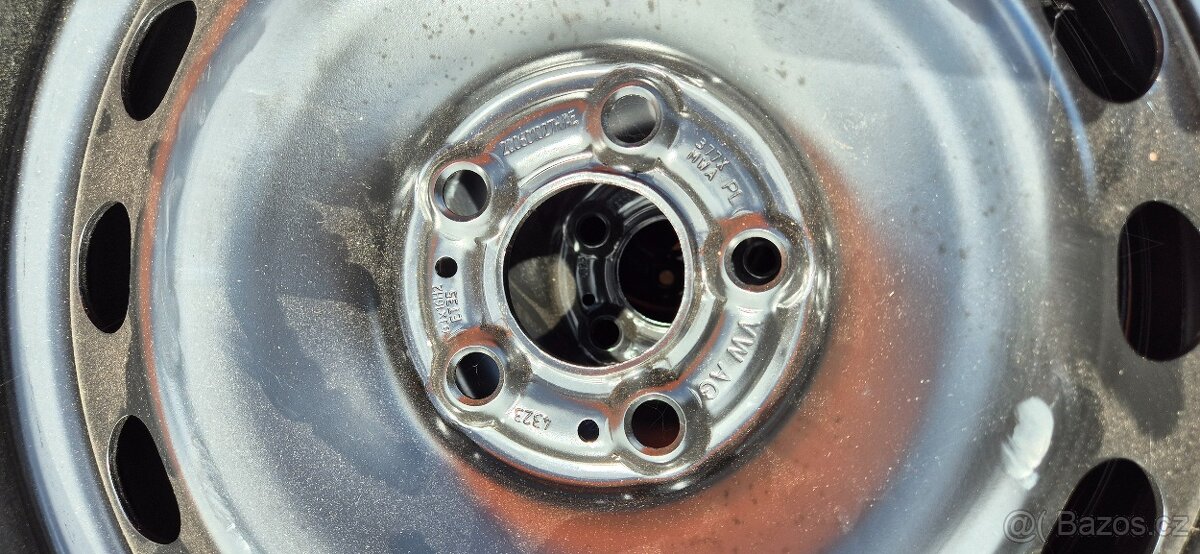 PLECHOVÉ DISKY R16 + NOVÉ ZIMNÍ PNEU – ŠKODA KAMIQ, VW T-ROC - 2