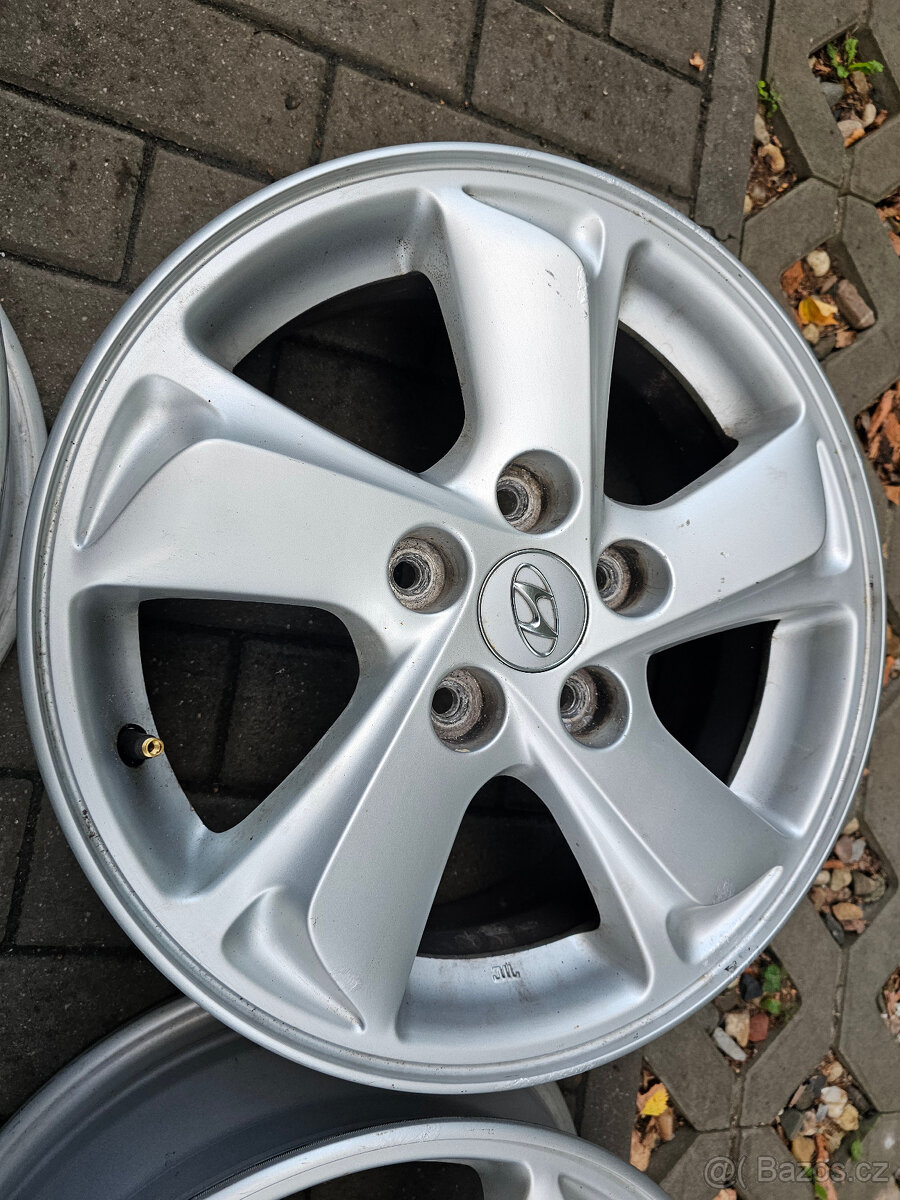 ALU kola disky Hyundai IX35 Tucson R16 5x114,3 ET45 - 2