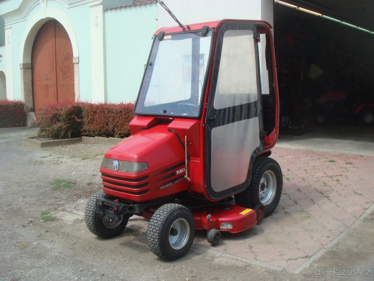 Zahradní traktor, traktůrek TORO WHEEL HORSE - 2