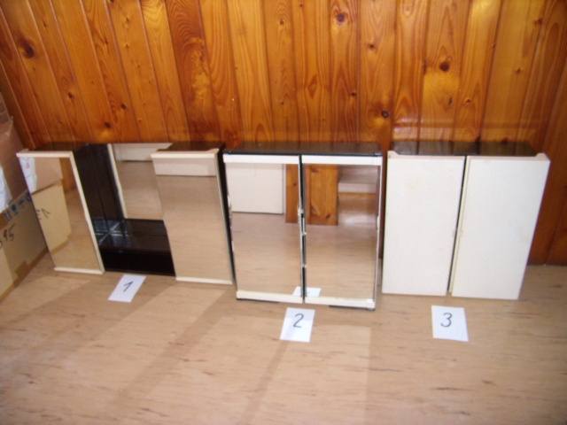 Prodám KOUPELNOVOU SKŘÍŇKU - 2