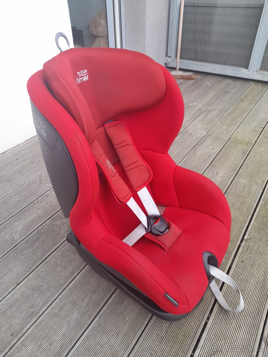 Britax Römer Trifix2 i-size - 2