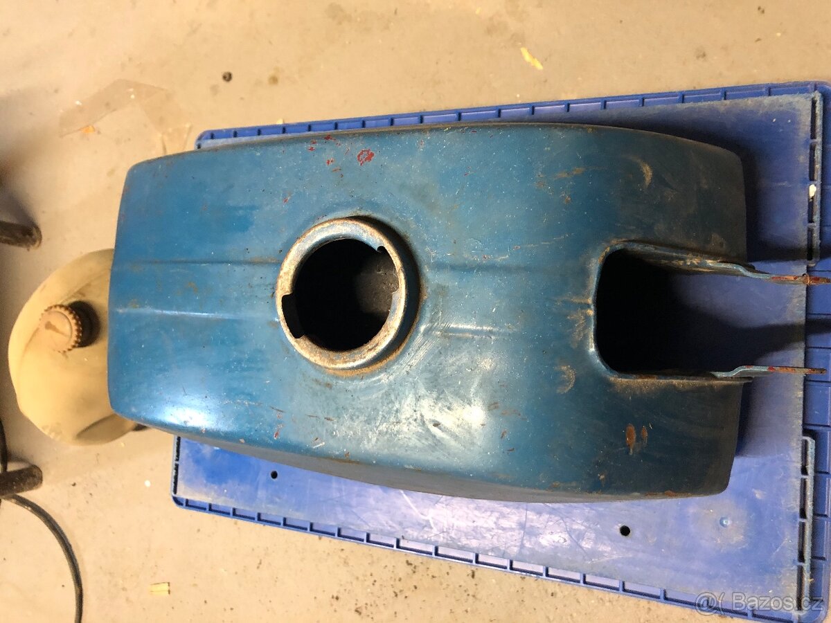 Náhradní díly stadion a ČZ - 2