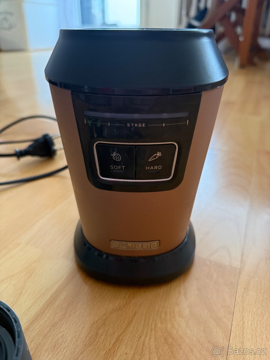 Sencor automaticky mixer na smoothie - 2