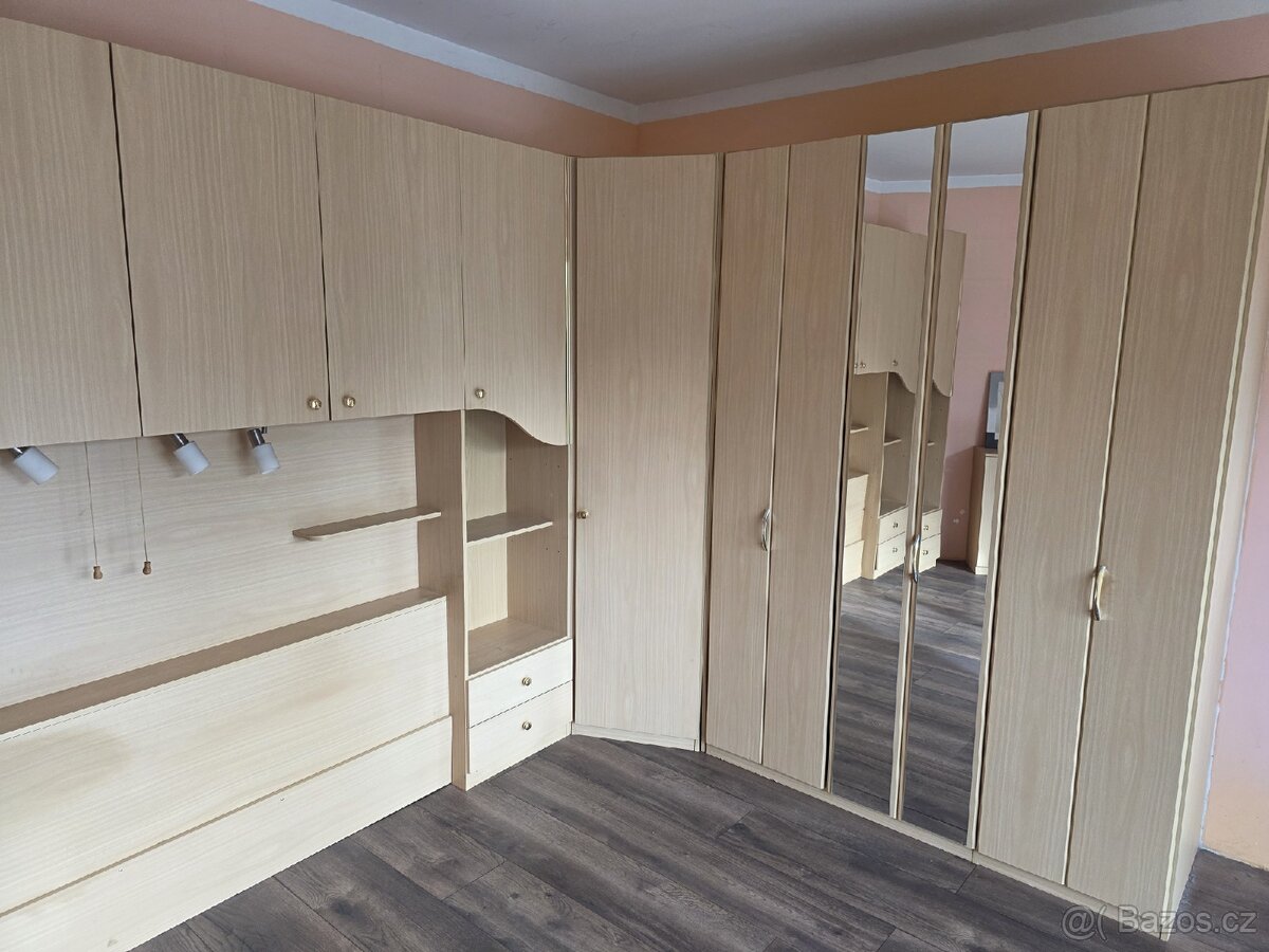Ložnice skříně - 2