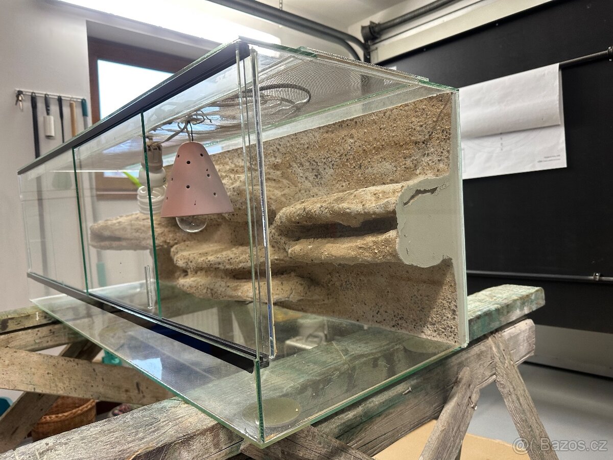 Prodám terárium 120x40x40 - 2