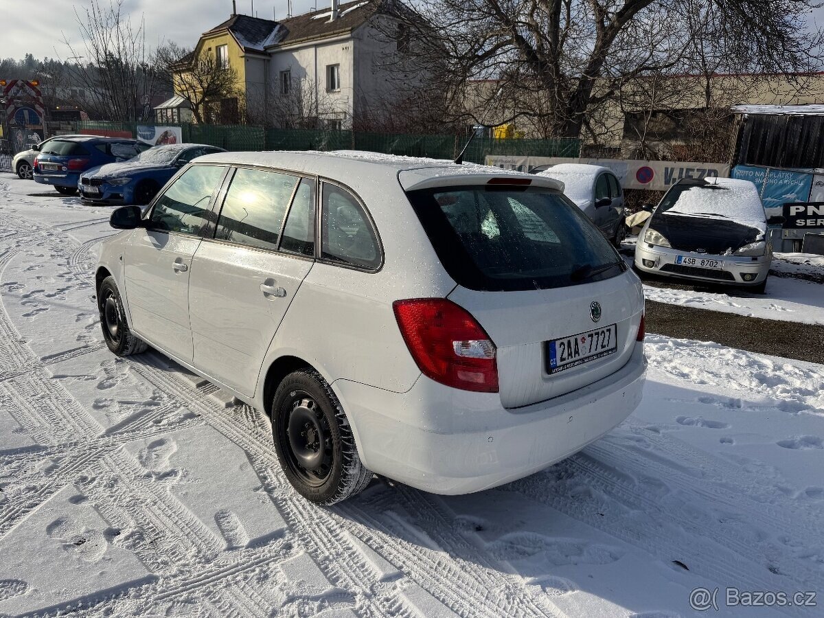 Škoda Fabia II - 2