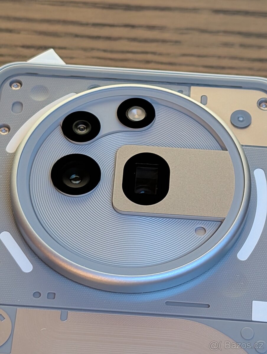 Nothing Phone (3a) Pro 256/12GB - 2