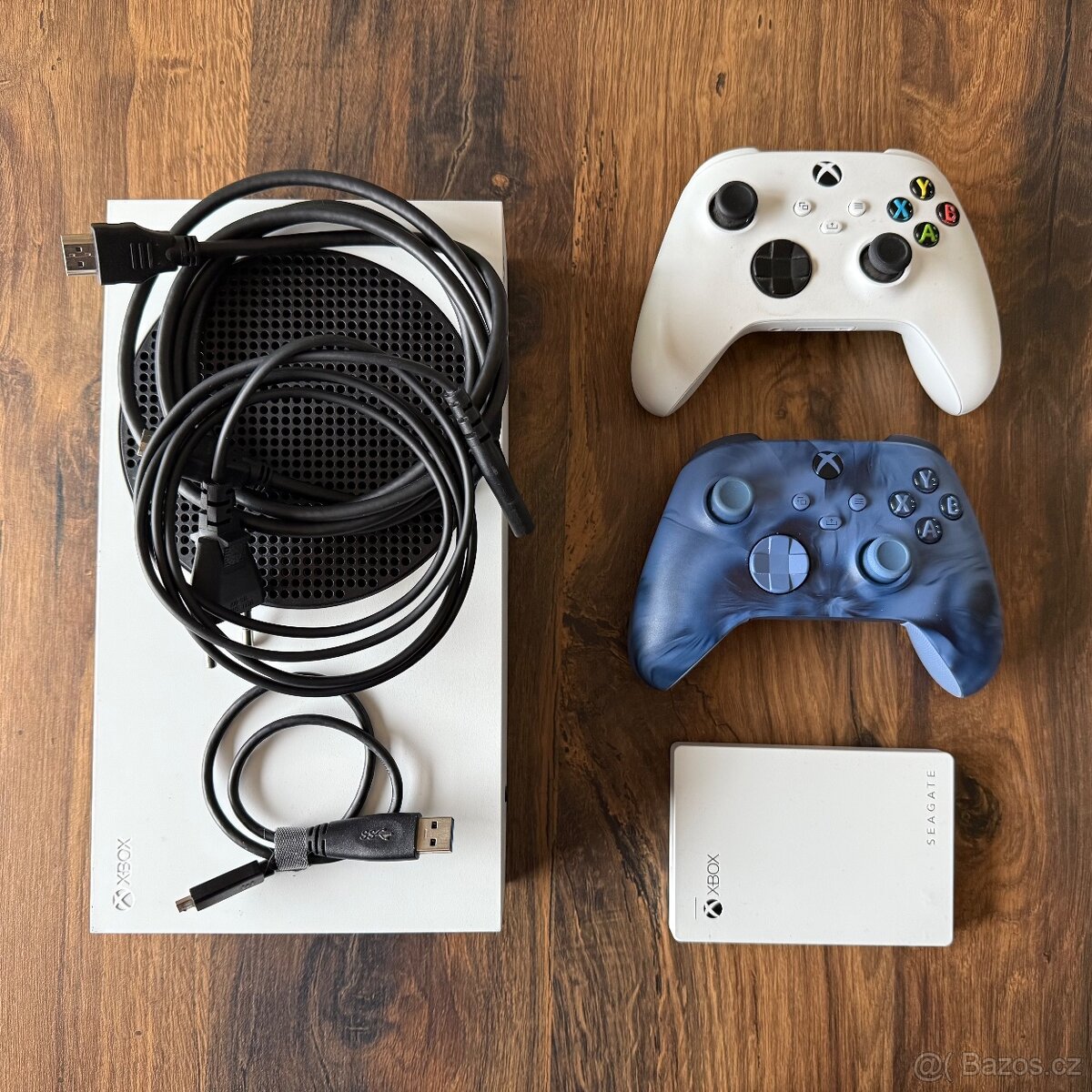 XBOX series S + 2 ovladače + 2TB HDD - 2