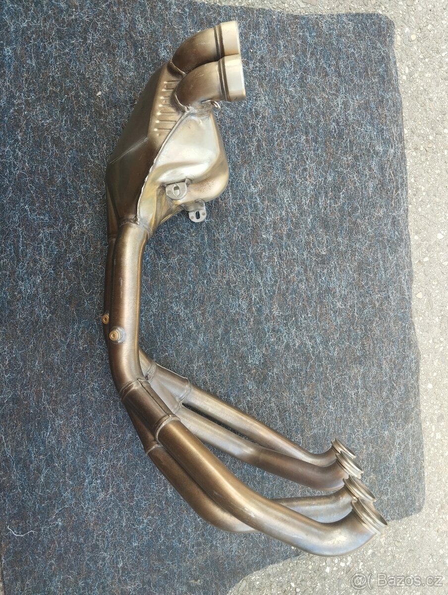 MV Agusta Brutale výfuk - 2