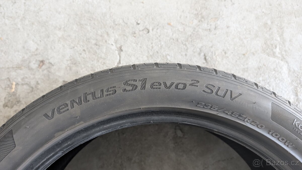 Hankook Ventus 235/45 r20 - 2