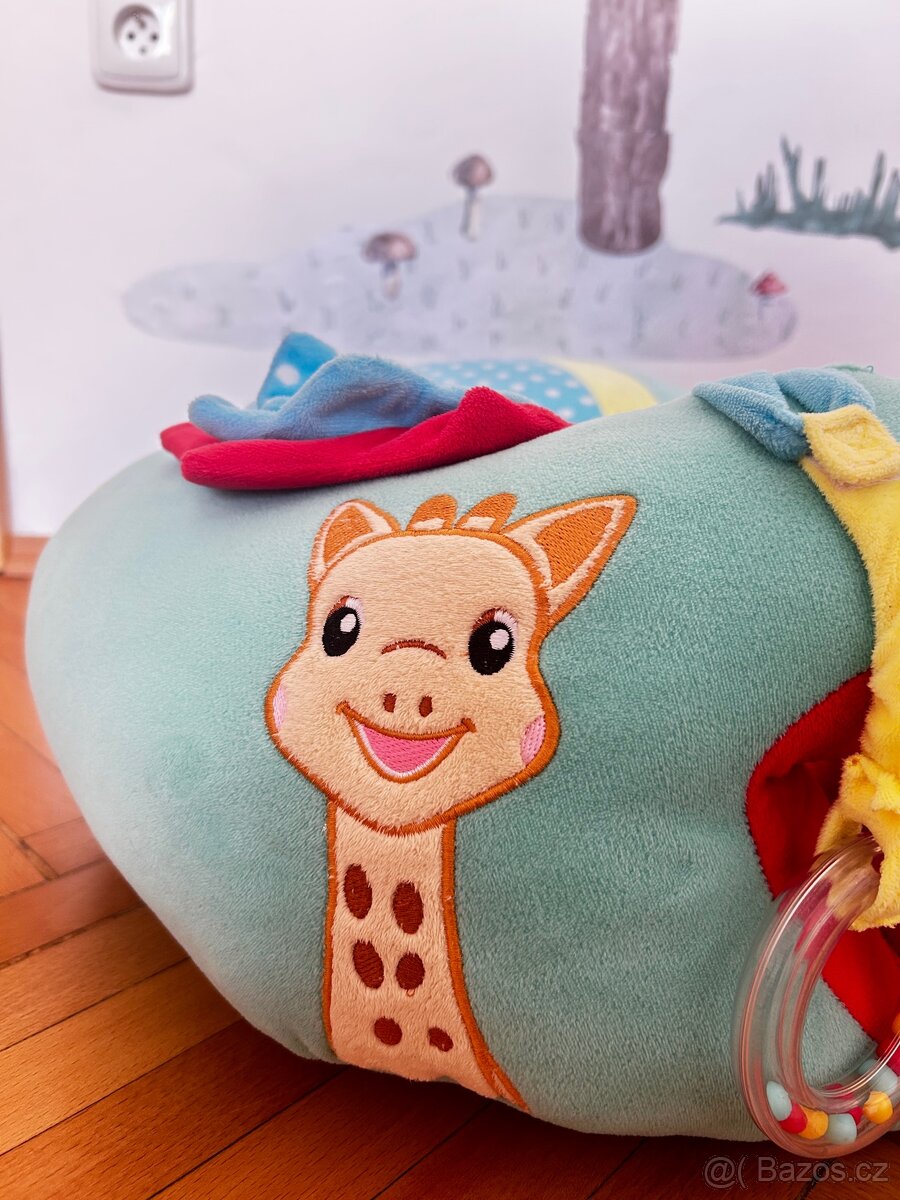 Dětské sedátko Vulli giraffe seat & play - 2