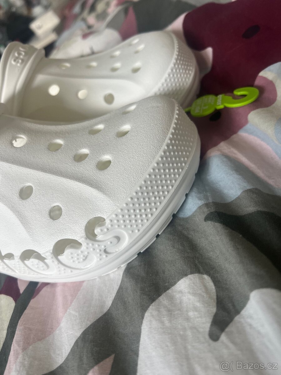 Crocs (pozor zbývá jen pár,bílá barva 38-39 vel.) - 2