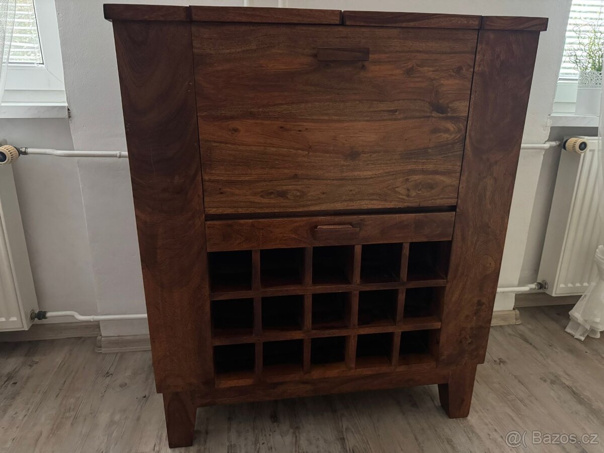 Vinotéka/likérník - 2