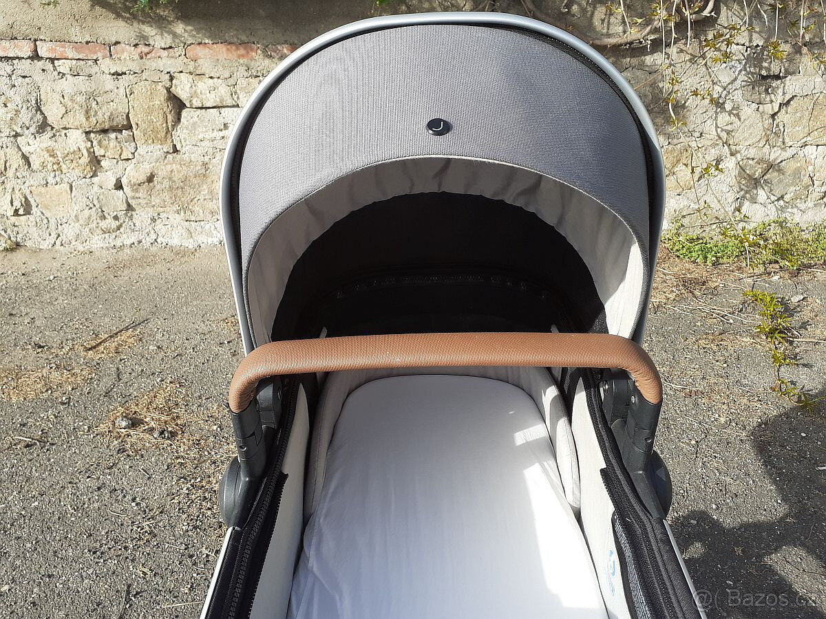Kočárek JOOLZ Day+ Gorgeous Grey s bohatým příslušenstvím - 2