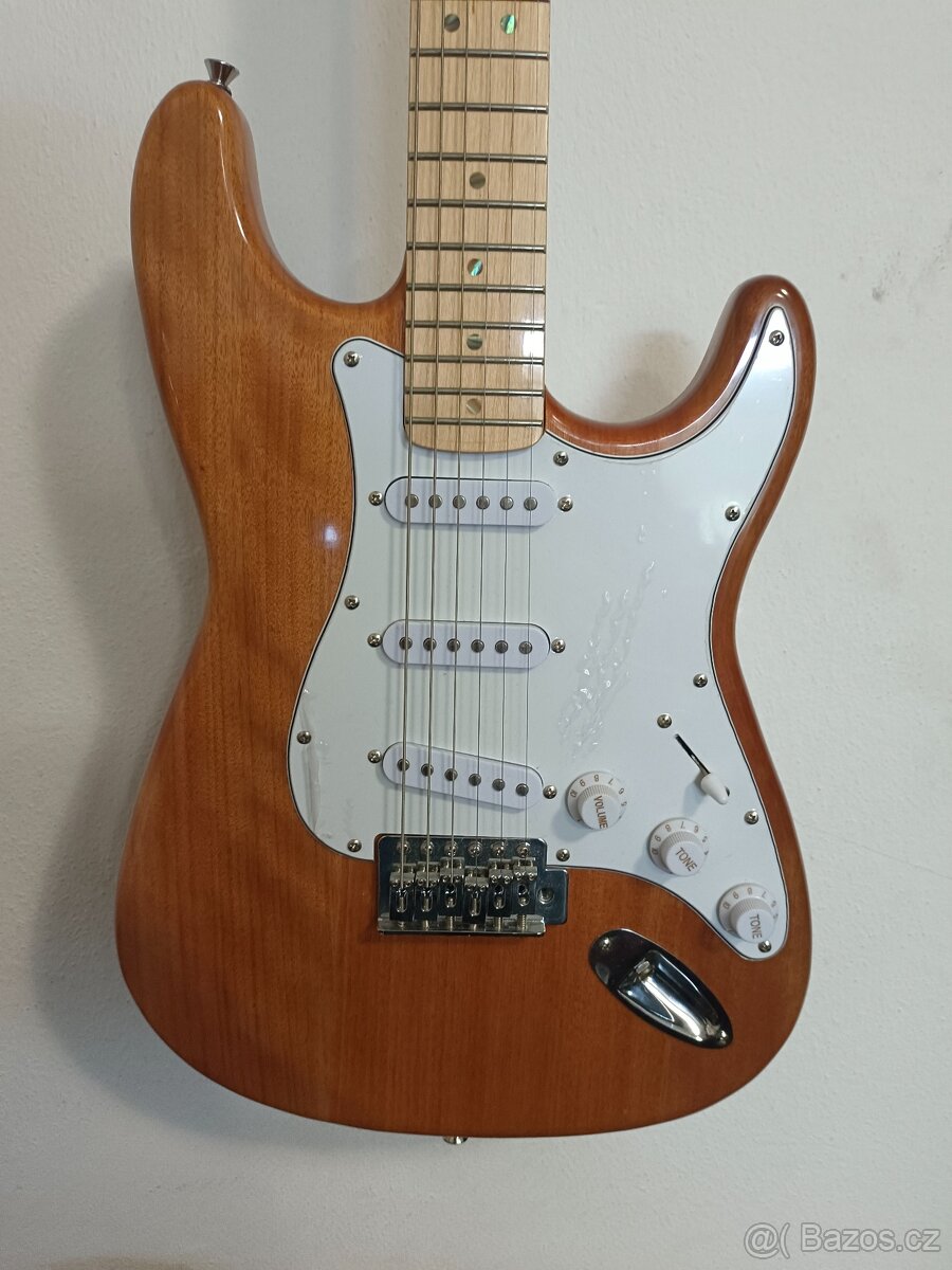Kytara Stratocaster - 2