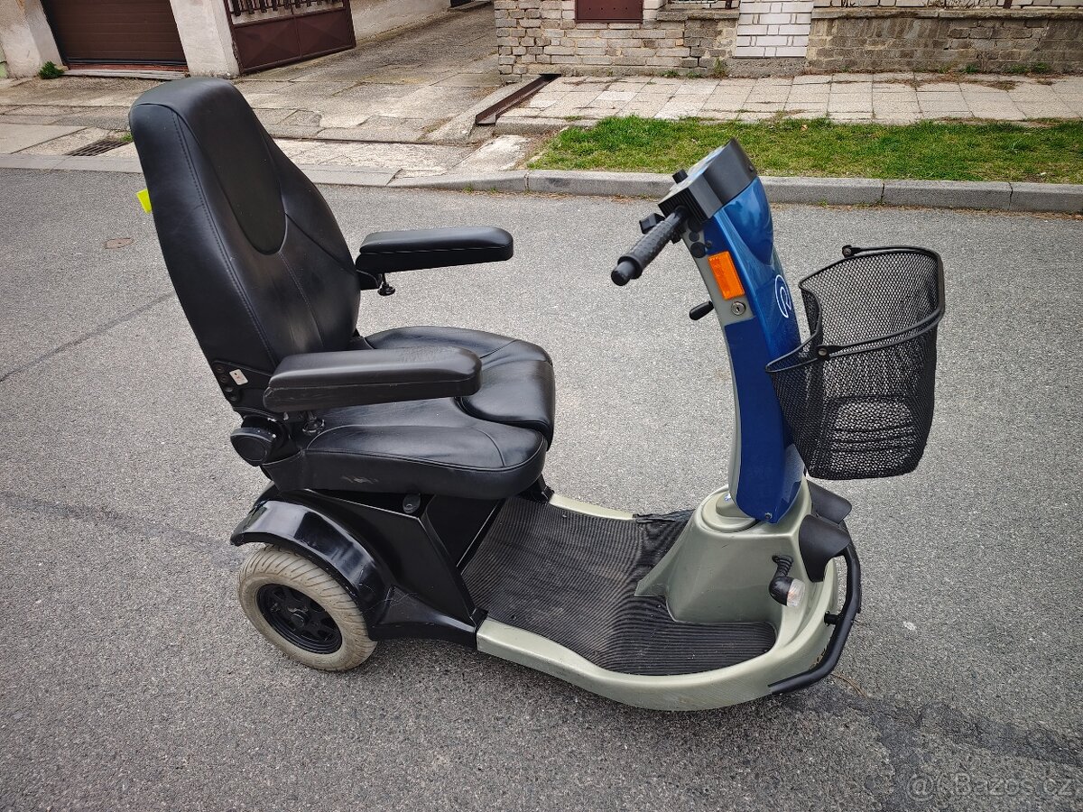 Elektrická tříkolka pro seniory nebo invalidy - 2