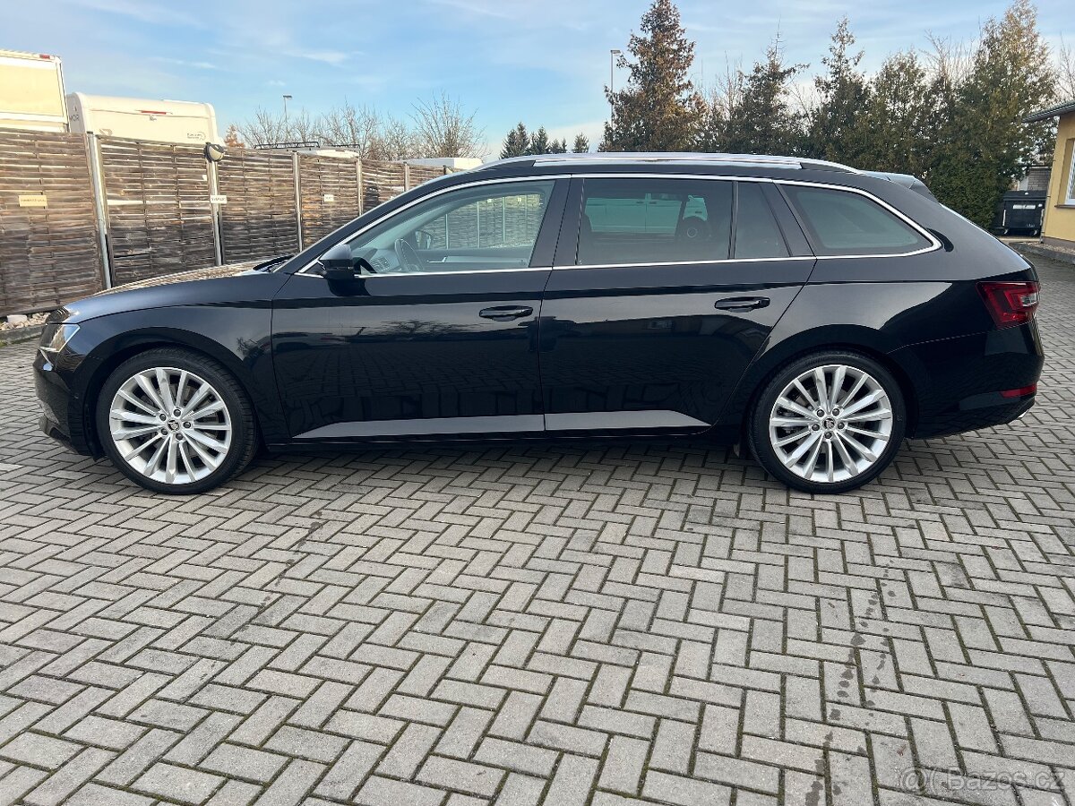 Škoda Superb kombi 2.0TSI 4x4 DSG 206kw KAMERA TAŽNÉ - 2