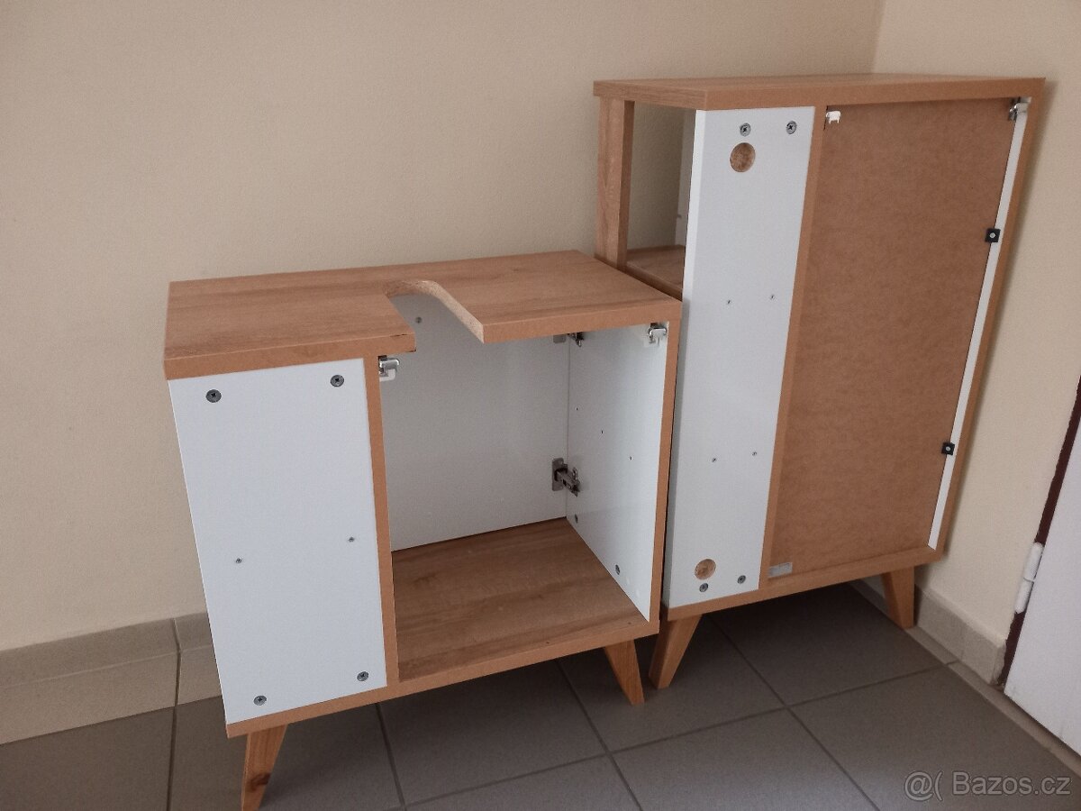 2 koupelnové skříňky - 2