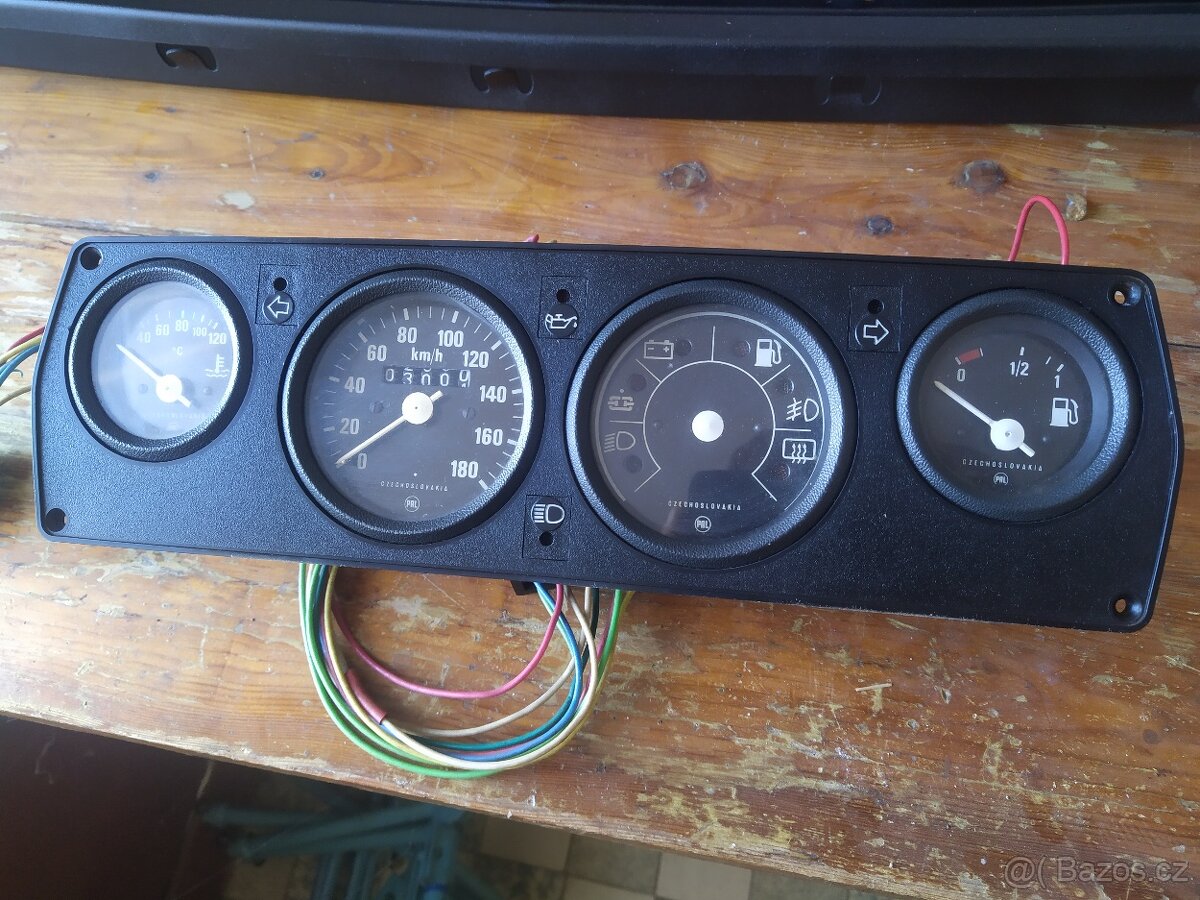 Budíky Škoda 105 120 - 2