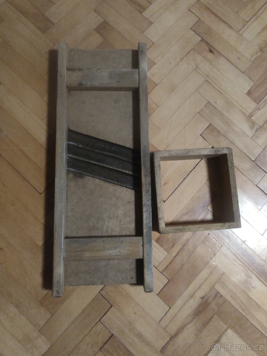 Kruhadlo na zelí - 2