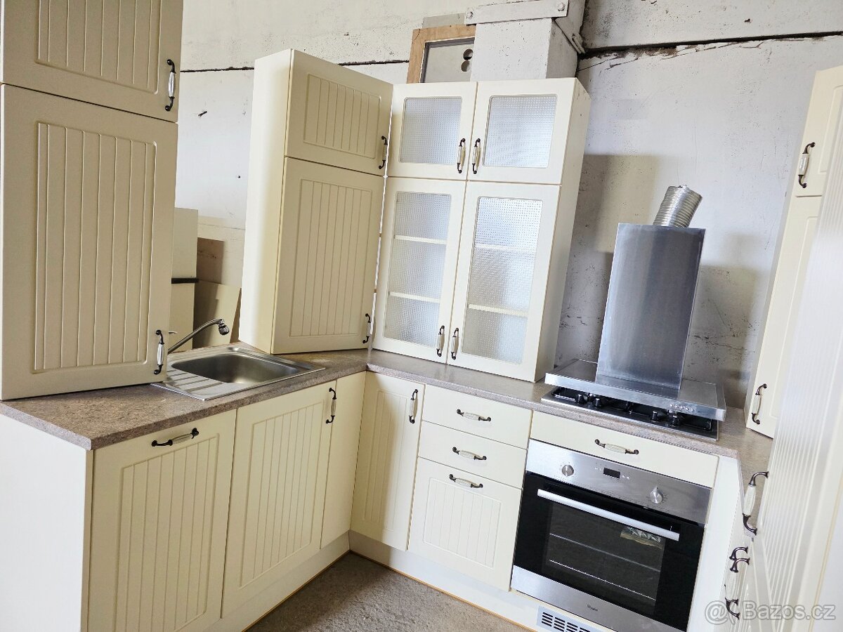 Kuchyňská linka provance - 2