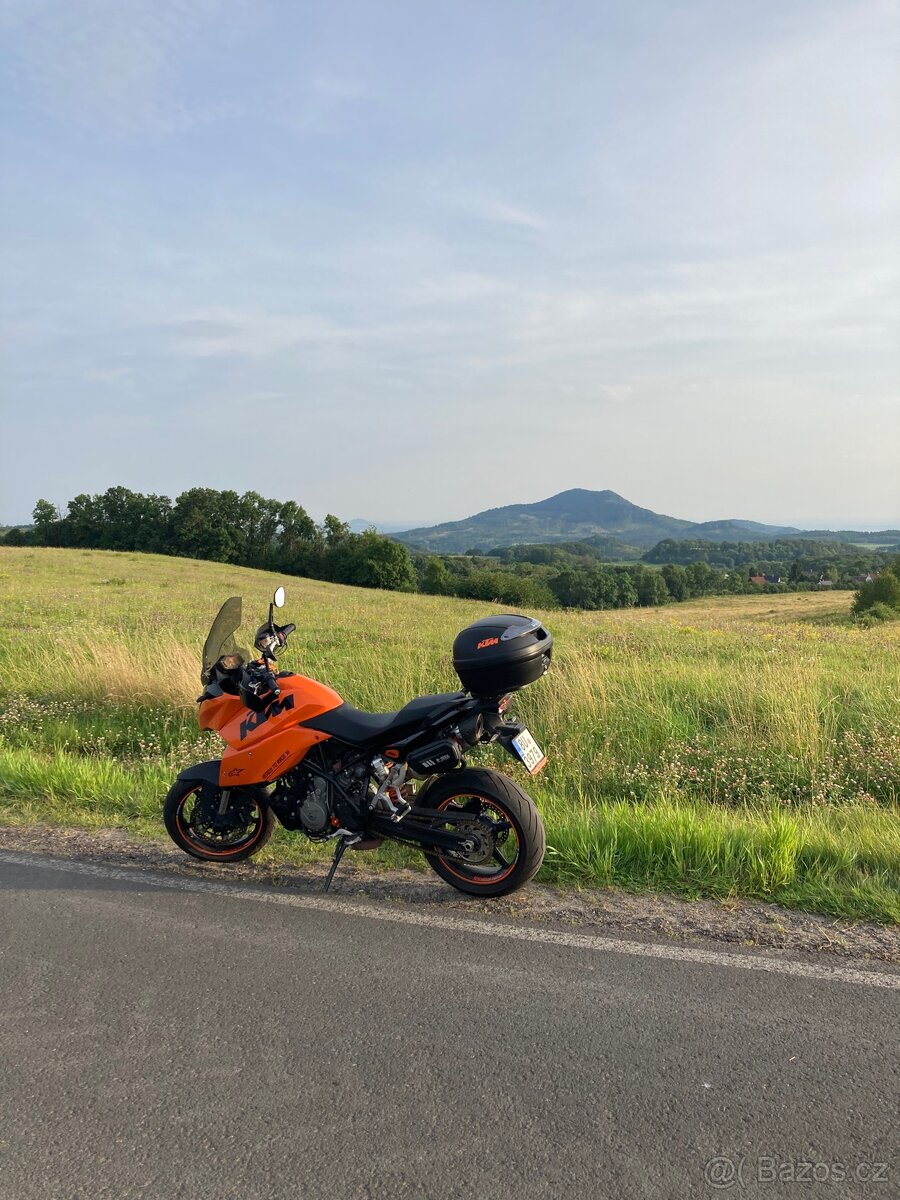 KTM 990 - 2