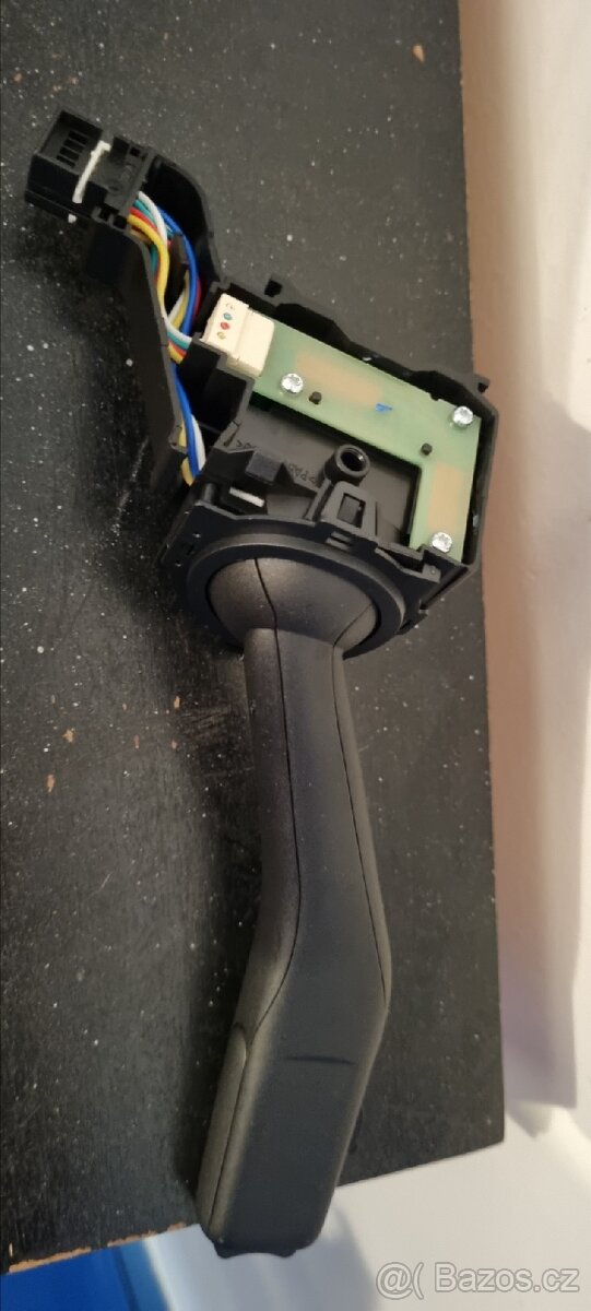 Páčka ovládání blinkrů Škoda Octavia II s tempomatem - 2