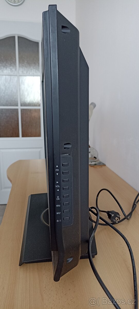 Televize LCD LG + sep top Box DVB-T - 2