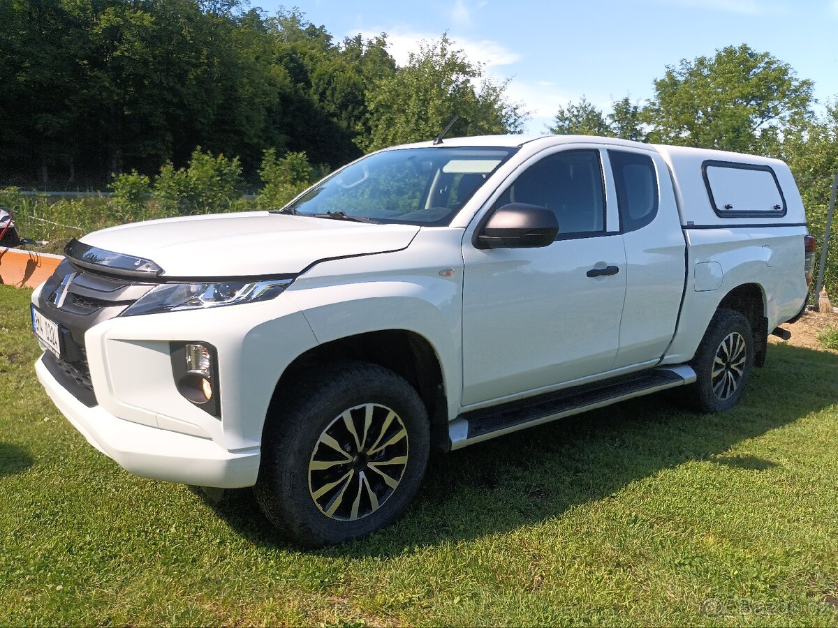Mitsubishi L200 CC 2,2 110kw 4x4 ES - 2