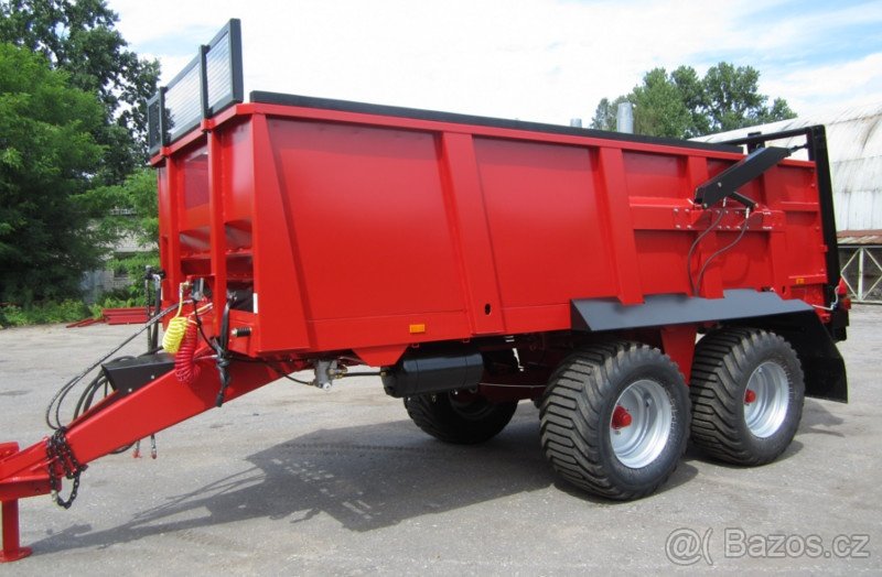 Rozmetadlo hnoje - chlévské mrvy - rozmetač 10 tun - 2