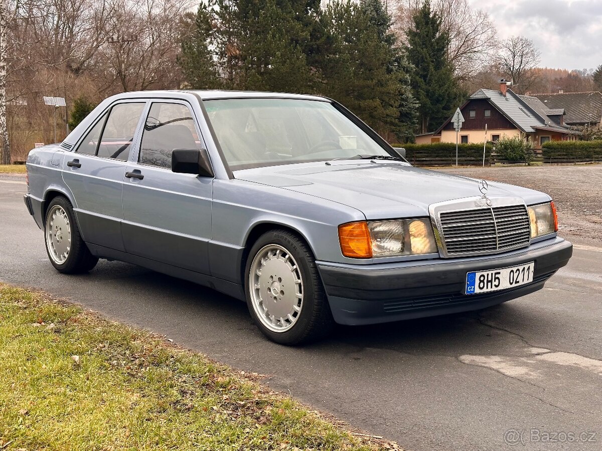 Mercedes Benz w201 190e - 2