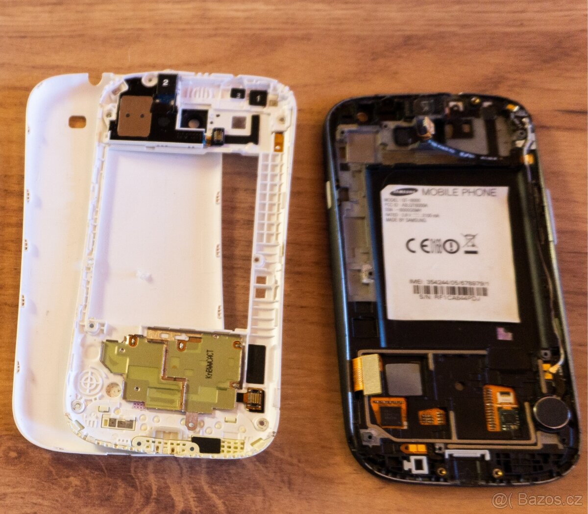 Samsung Galaxy S3 I9300, diely SK17i Xperia mini pro - 2