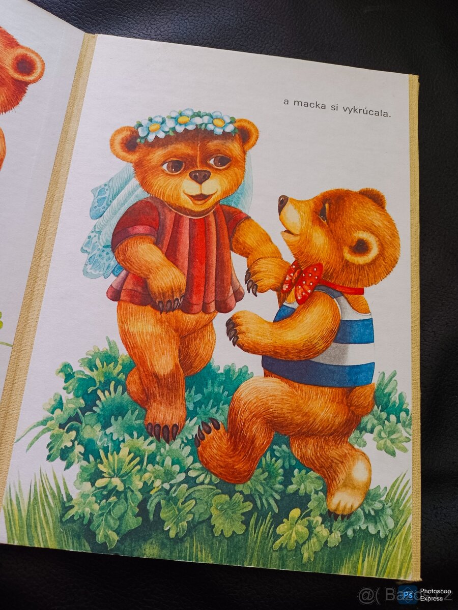 Kniha leporelo MEDVEĎKU DAJ LABKU rok v 1985, 219 Kč (9 €) i - 2