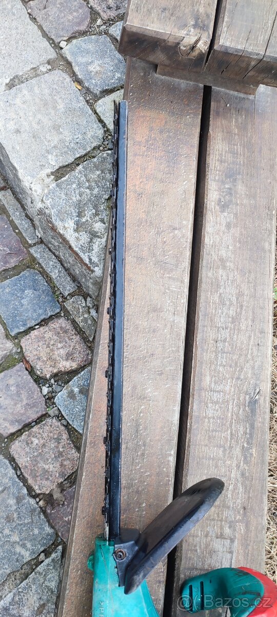 nůžky na živý plot - 2