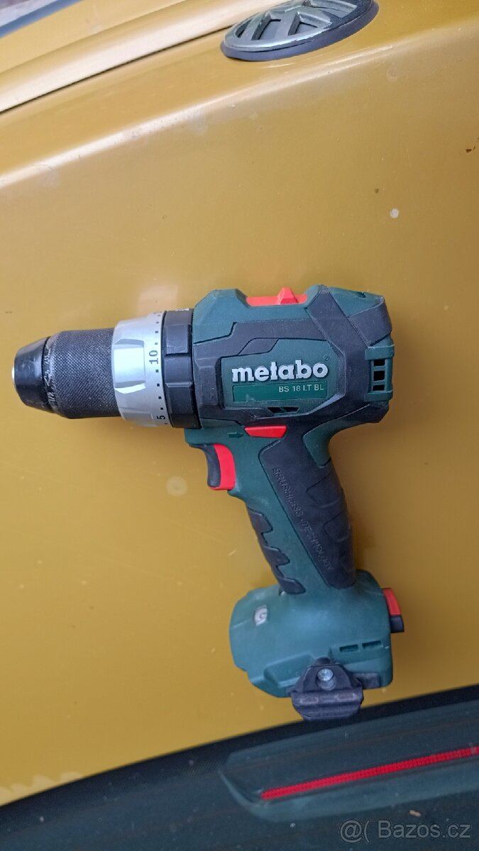 P: Aku vrtací Šroubovák Metabo 2ks - 2