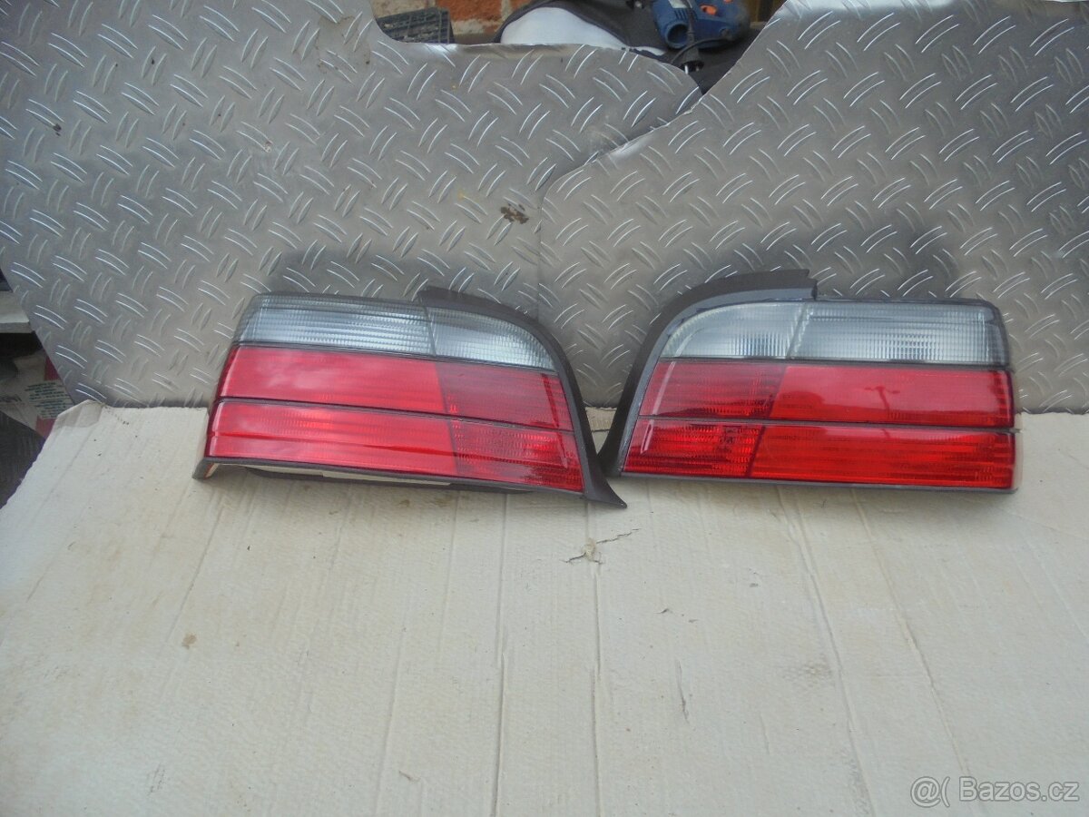 BMW E 36 - coupe , cabrio - zadní světla - 2