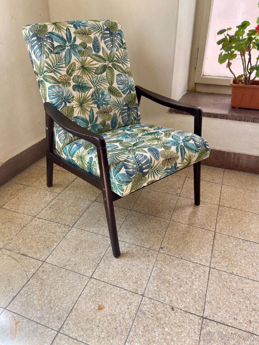 Křesílko po renovaci, brusel styl - 2