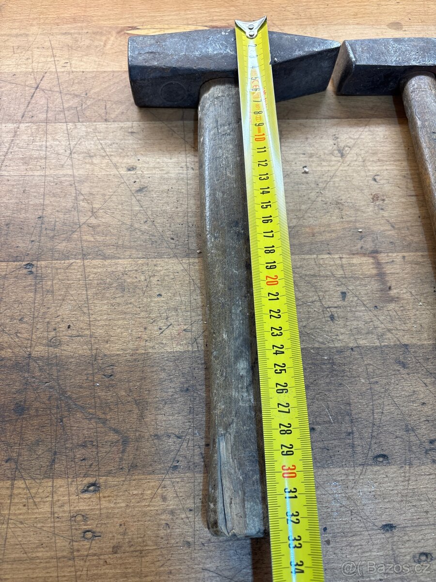 Kladiva ruzne velikosti - 2