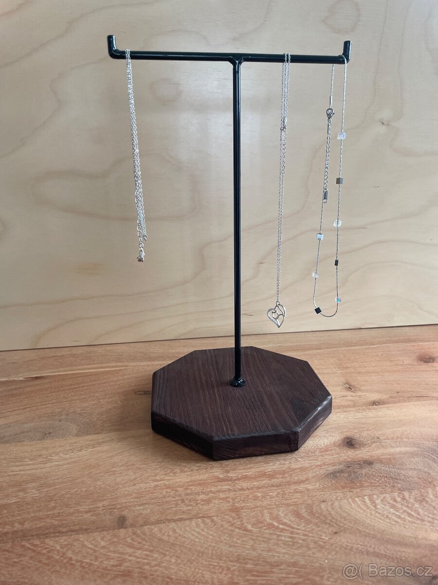 Stojánek na vzorníky - 2