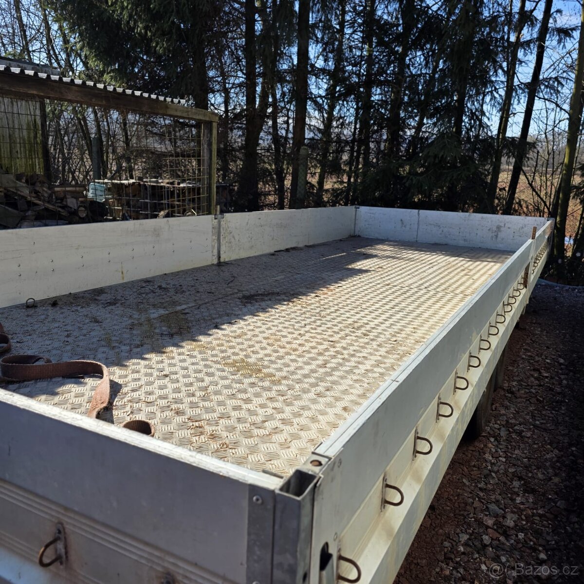 Přívěs nákladní valníkový - 2