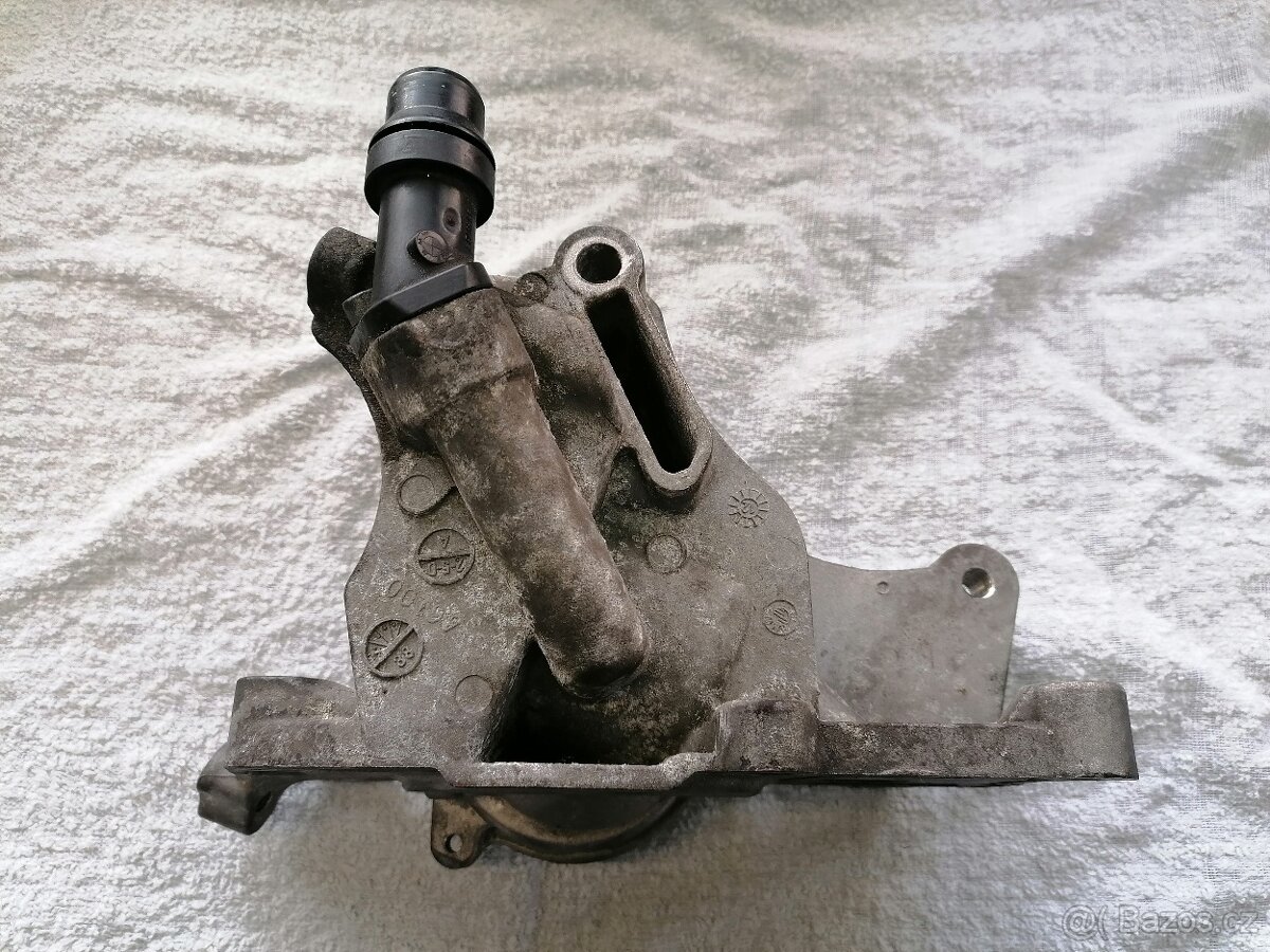 BMW MINI TOYOTA N47 termostat s tělesem - 2