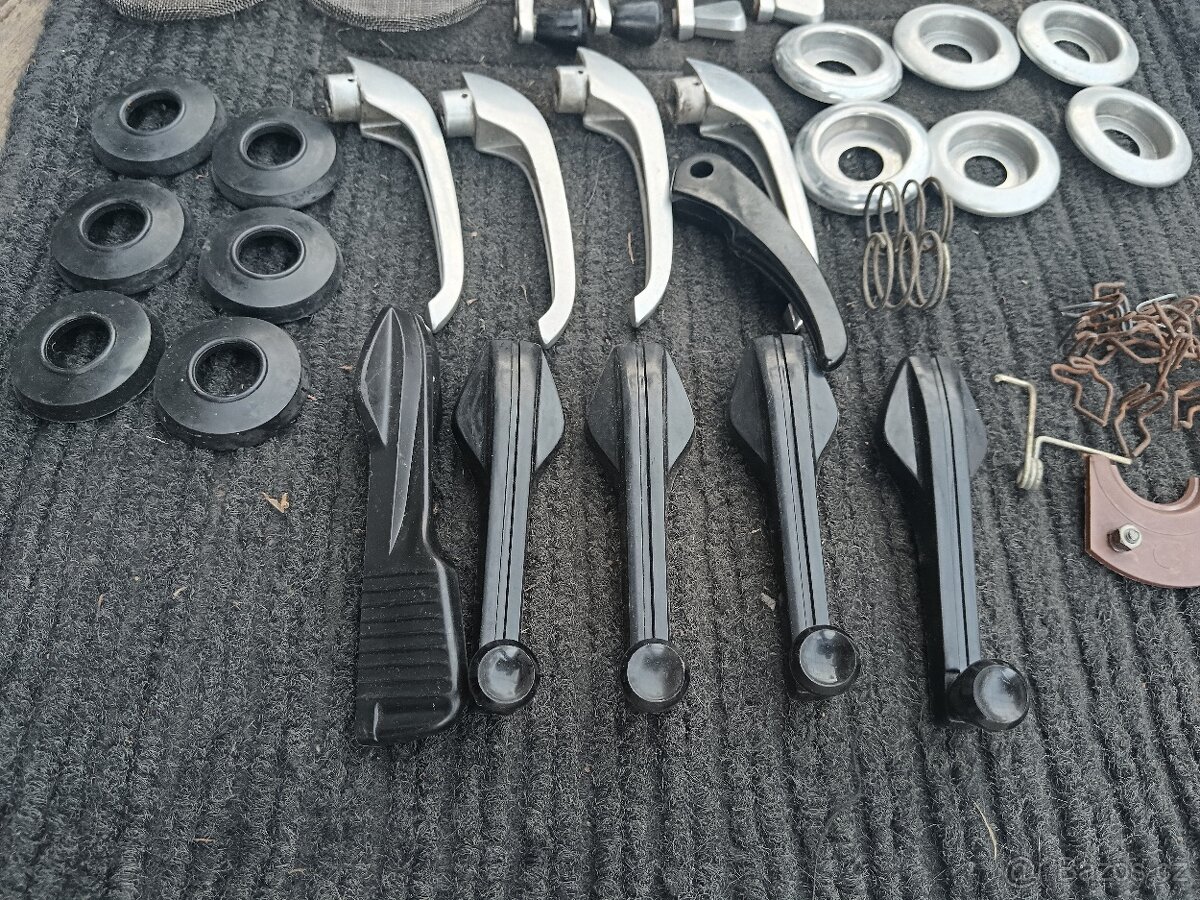 Škoda 100, 110, 1000MB - klíčky dveří - 2