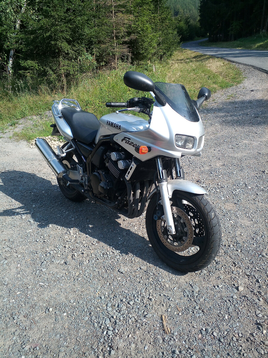 FZS 600 Fazer - 2