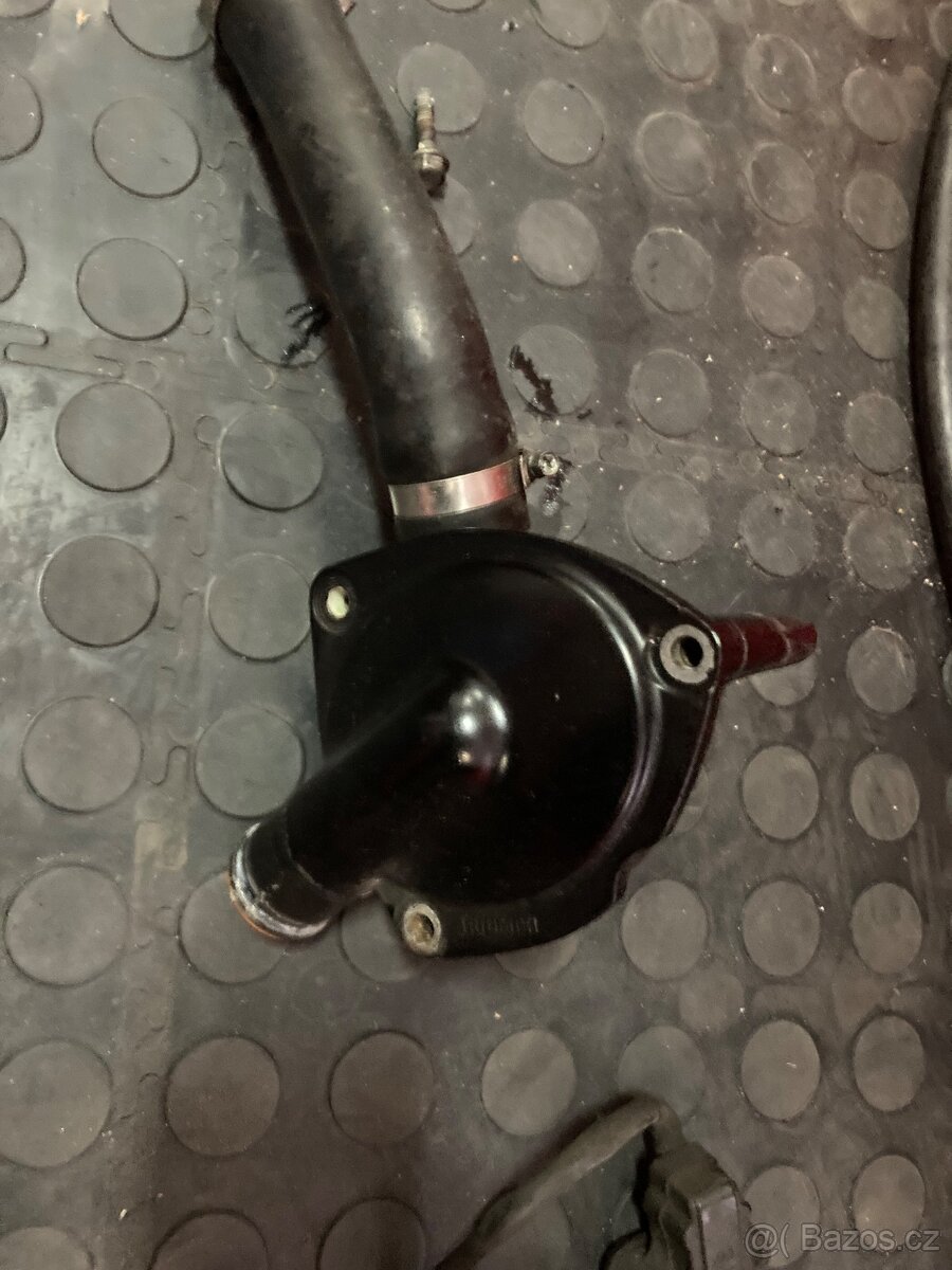 Triumph speed triple 1050 - 2