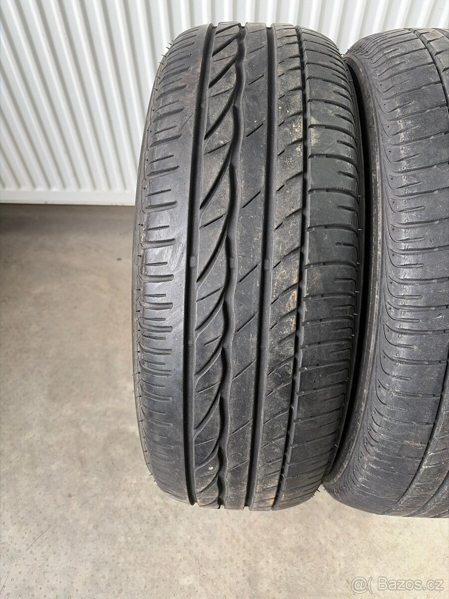 Letni pneu 205/60/16 - 2