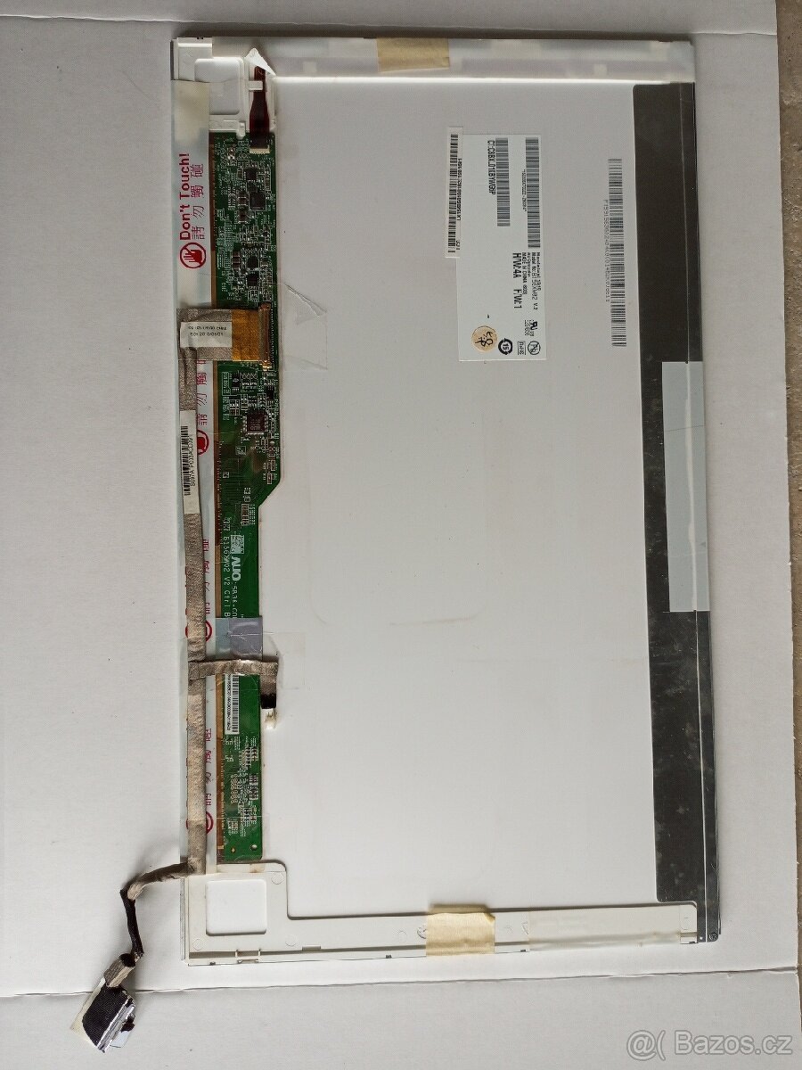 Panely displej notebooku 15.4" - 2