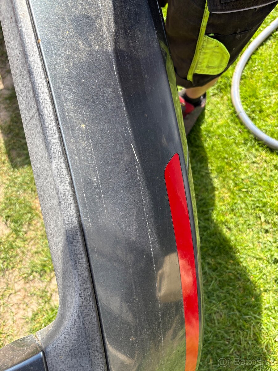 Nárazník zadní - 2